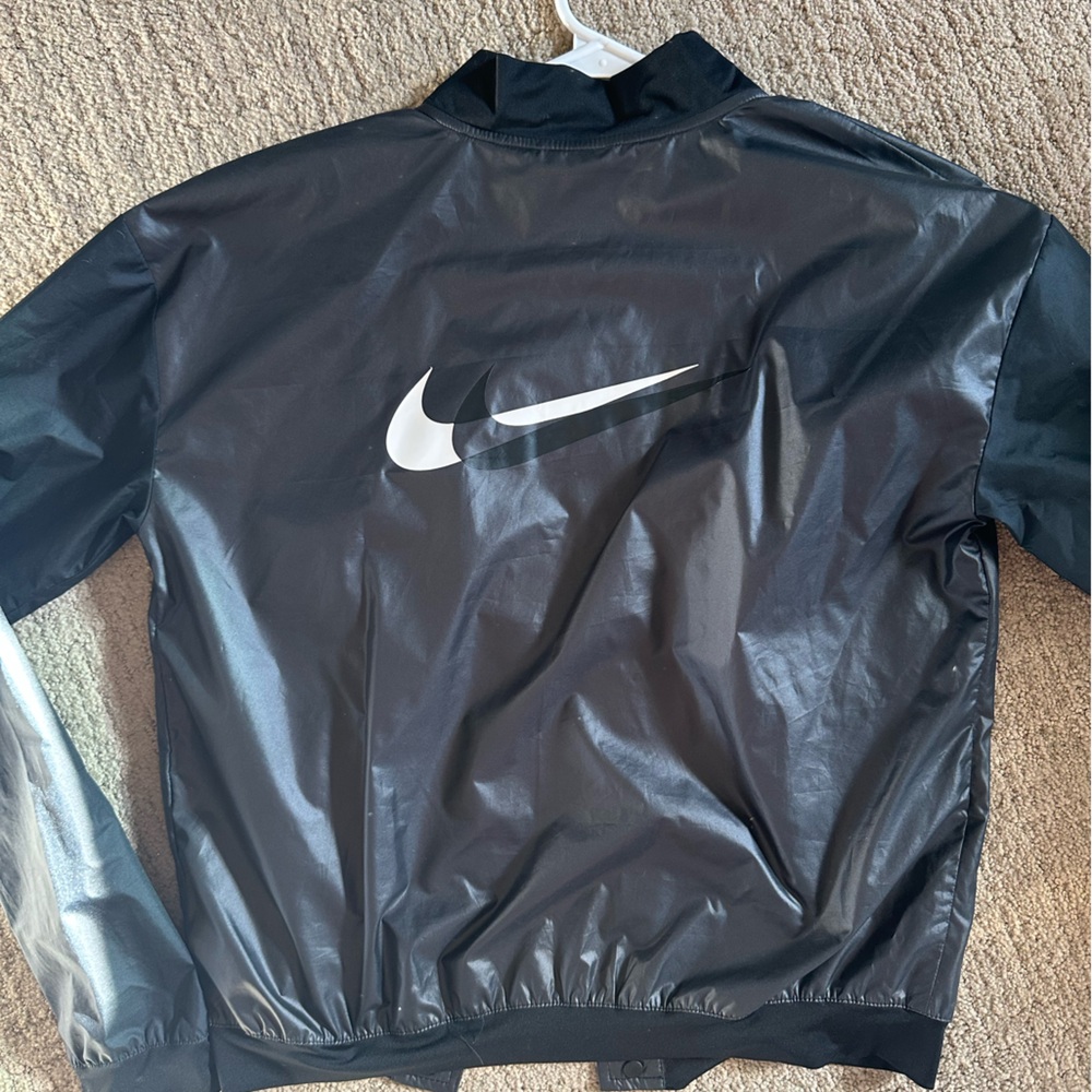 Nike women’s bomber Black Running Jacket